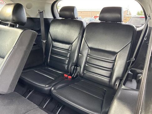 Used 2018 Kia Sorento SX image 16