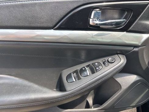 Used 2017 Nissan Maxima 3.5 SL FWD image 13