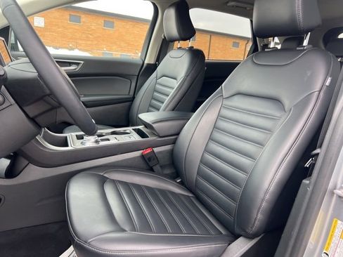Certified 2024 Ford Edge SEL w/ Convenience Package image 18