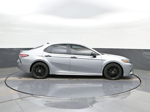 Used 2019 Toyota Camry SE image 20