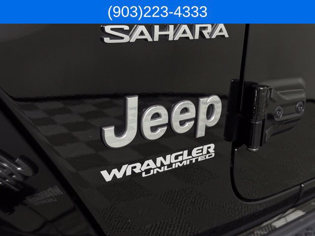 Used 2018 Jeep Wrangler Unlimited Sahara AWD/4WD image 6