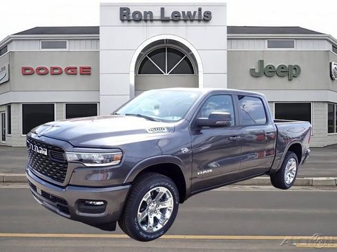 New 2026 RAM 1500 Big Horn AWD/4WD image 1