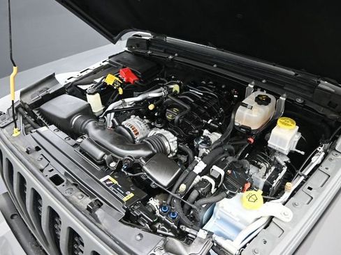 Used 2022 Jeep Gladiator Overland image 41