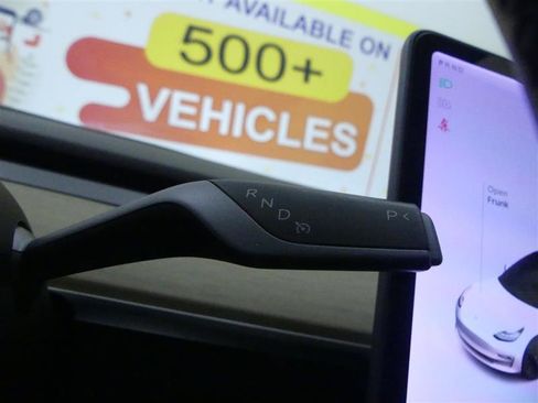 Used 2019 Tesla Model 3 Standard Range Plus image 17