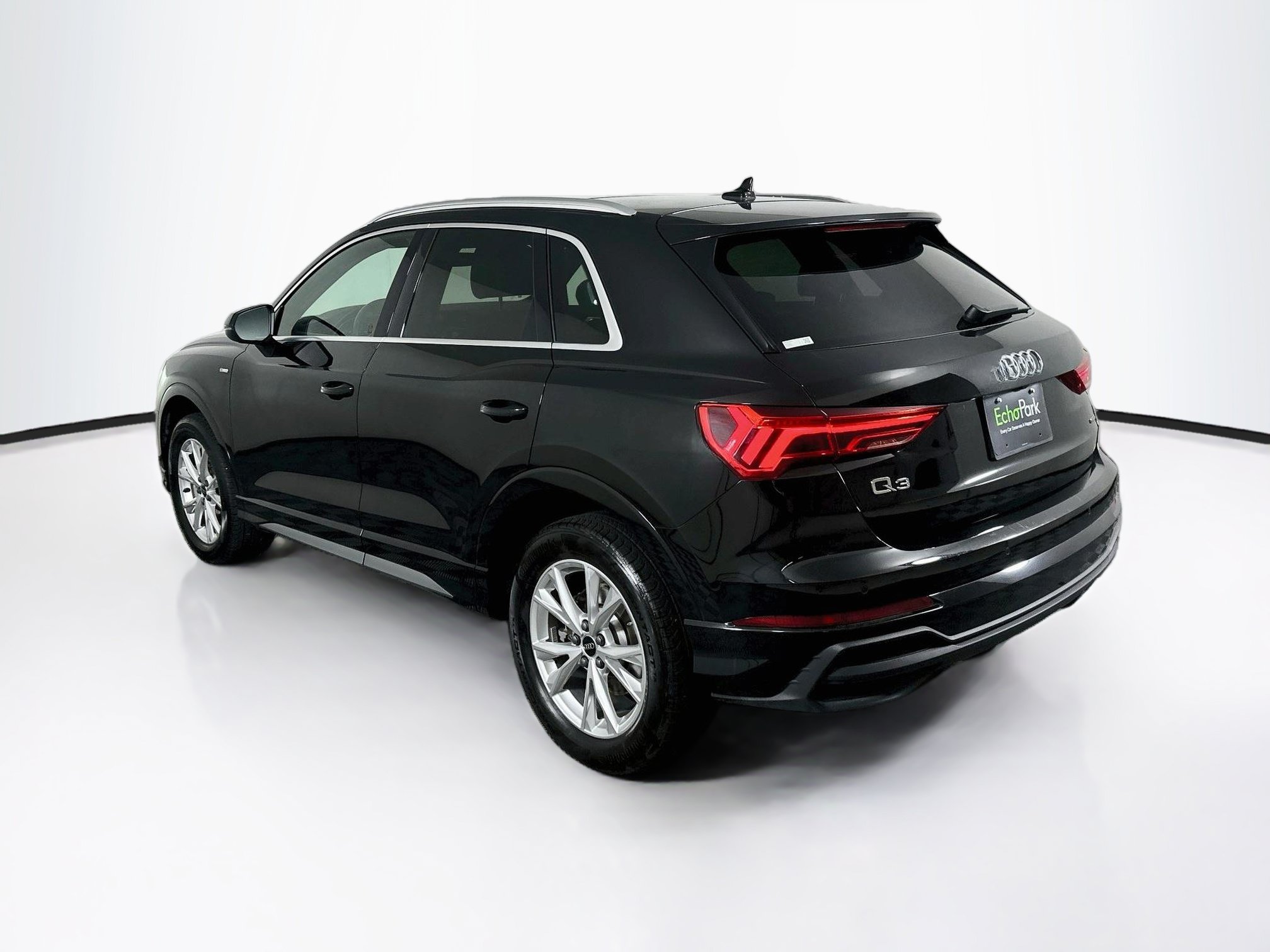 Used 2025 Audi Q3 2.0T Premium AWD/4WD image 5