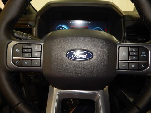 New 2025 Ford F150 Lightning Lariat image 29