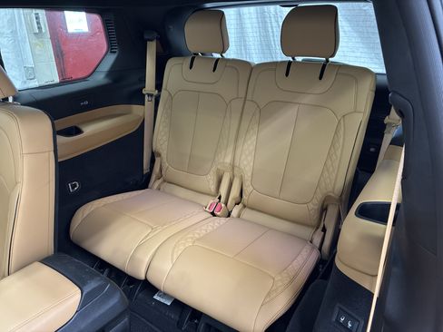 Certified 2023 Jeep Grand Cherokee L Summit AWD/4WD image 10