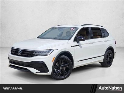 Used 2024 Volkswagen Tiguan SE R-Line
