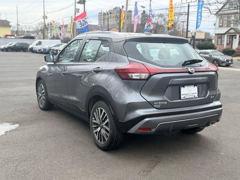 Used 2021 Nissan Kicks SV FWD image 8
