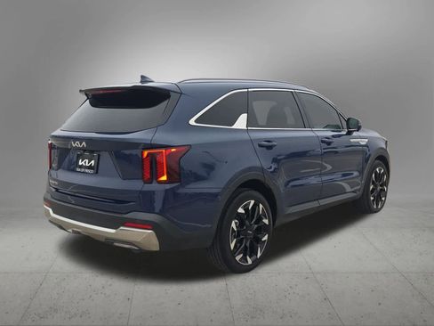 Certified 2024 Kia Sorento SX image 6