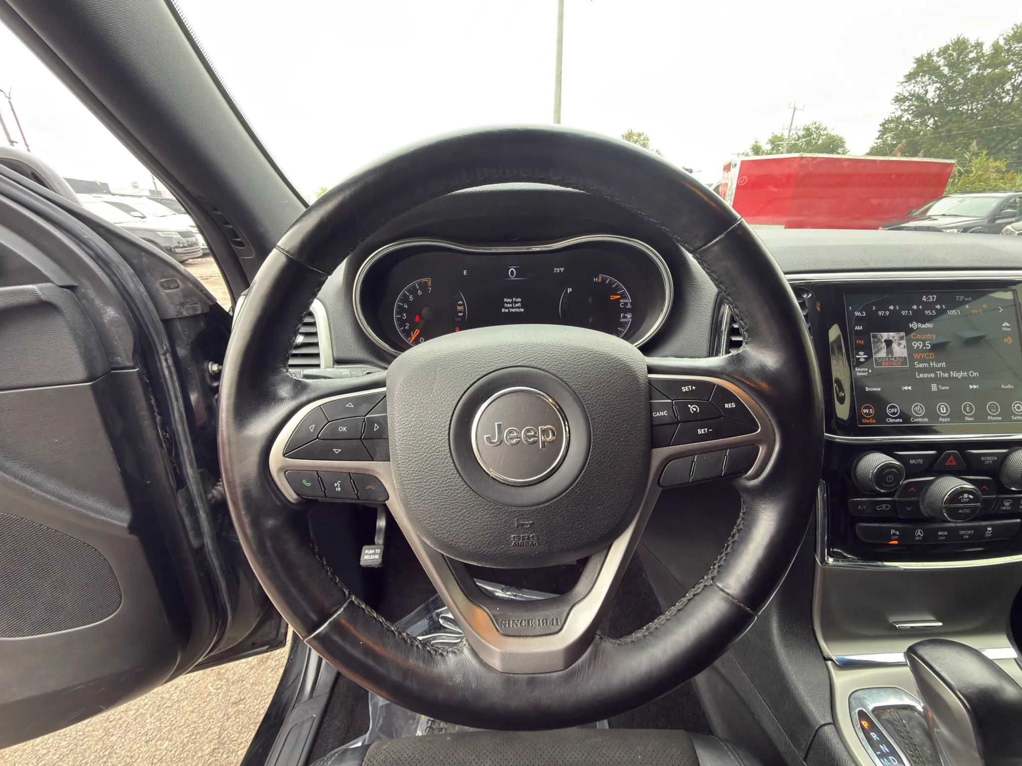 Used 2021 Jeep Grand Cherokee Laredo X AWD/4WD image 11