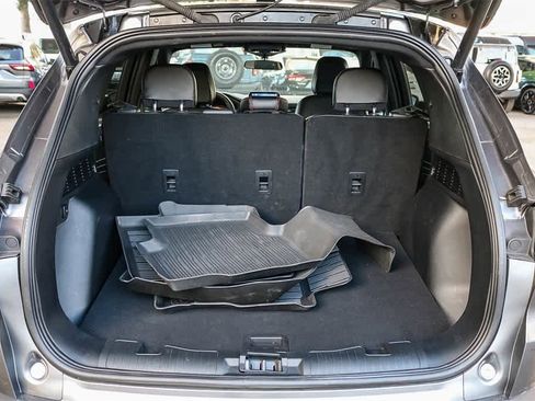 Used 2024 Ford Escape ST-Line w/ Cold Weather Package image 27