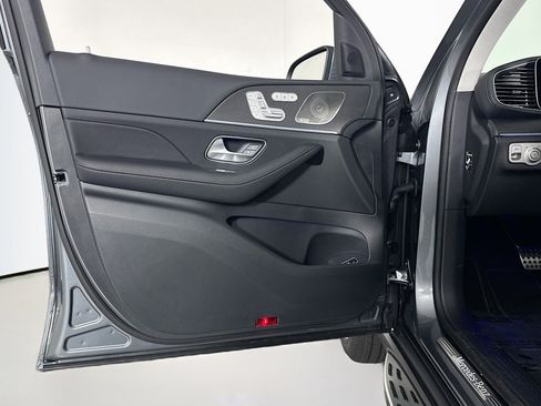 New 2026 Mercedes-Benz GLS 450 4MATIC image 21