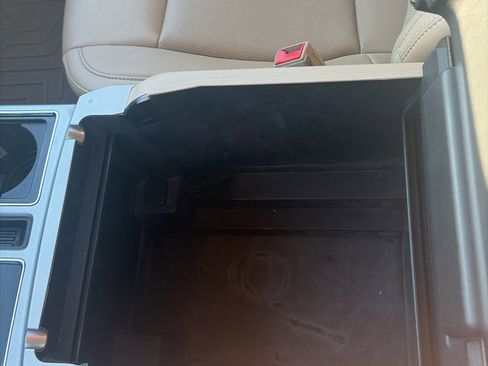 Used 2020 Ford F150 Lariat w/ Equipment Group 501A Mid image 23