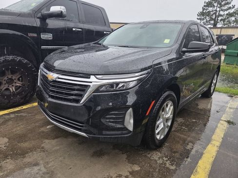 Used 2024 Chevrolet Equinox LT FWD image 3