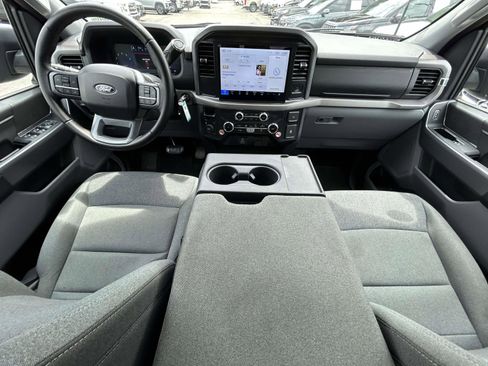 Used 2025 Ford F150 XLT AWD/4WD image 12