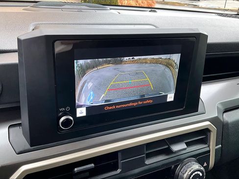 Used 2024 Toyota Tacoma SR5 w/ SR5 Upgrade Package image 29