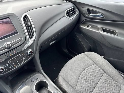 Used 2022 Chevrolet Equinox LT FWD image 37