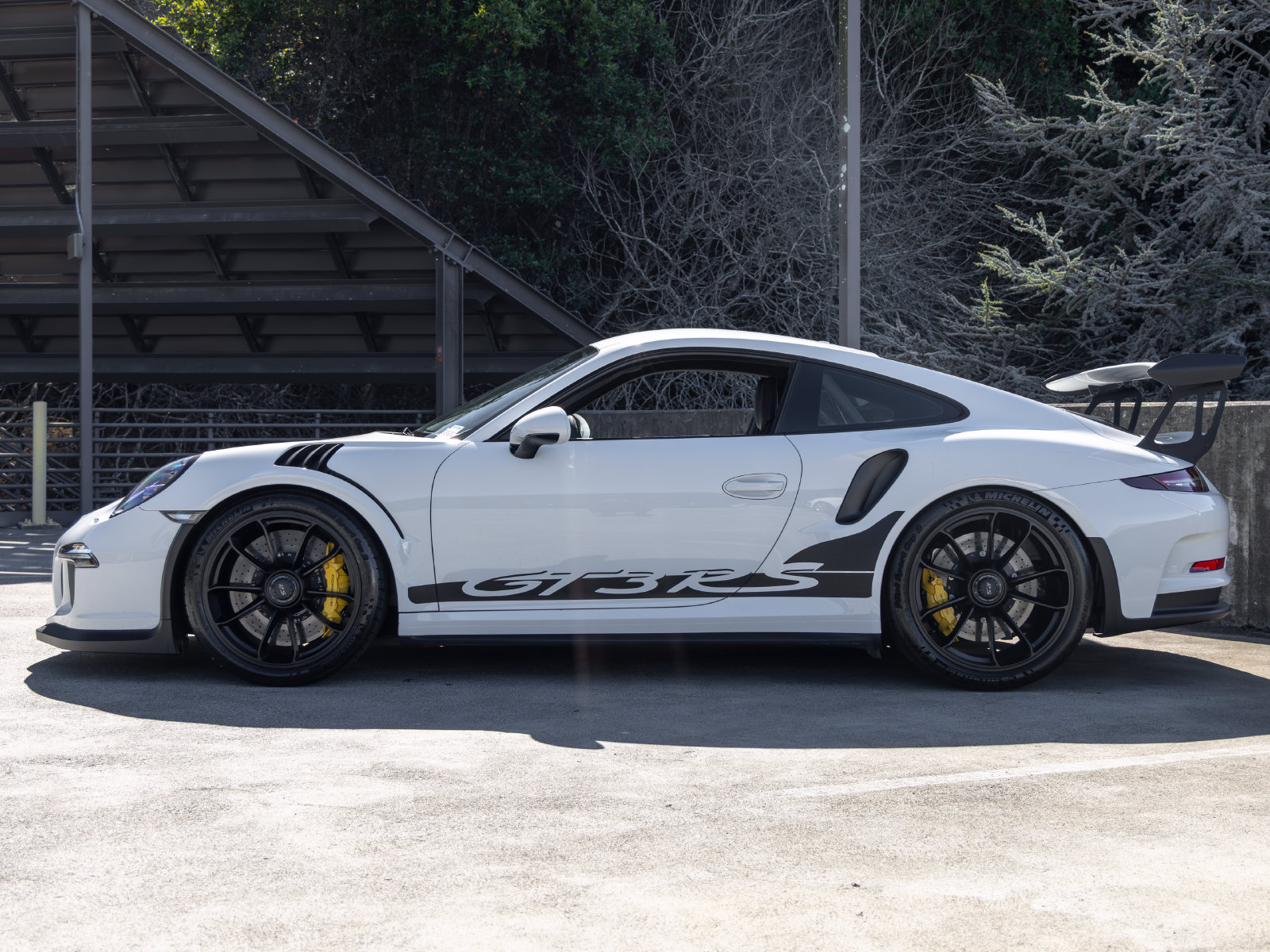 Used 2016 Porsche 911 GT3 RS RWD image 2