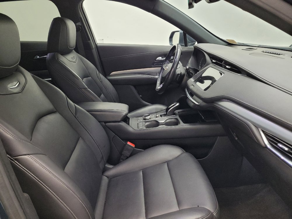 Used 2020 Cadillac XT4 Premium Luxury w/ Driver Awareness Package FWD image 21