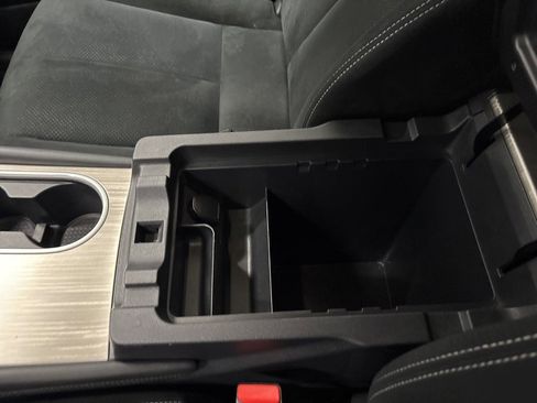 Used 2018 Nissan Murano S image 17