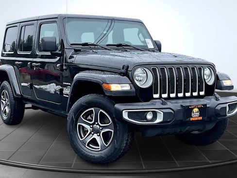 Used 2023 Jeep Wrangler Sahara image 22
