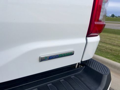 Used 2023 Ford F150 Lariat image 10