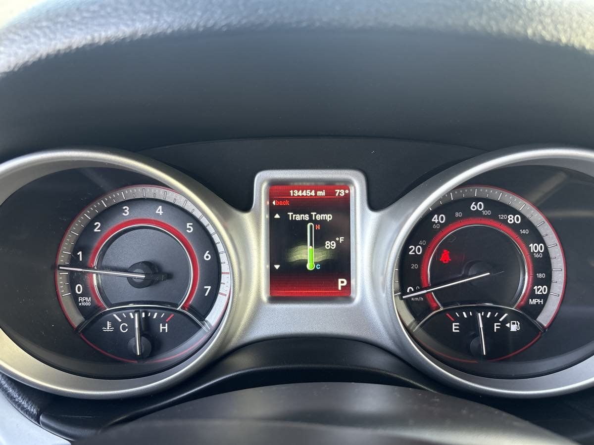 Used 2018 Dodge Journey SE w/ Blacktop Package FWD image 21