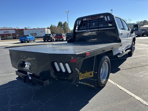 Used 2024 Chevrolet Silverado 3500 W/T w/ WT Convenience Package image 8