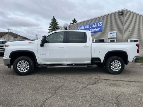 Used 2022 Chevrolet Silverado 2500 LT w/ Convenience Package image 1