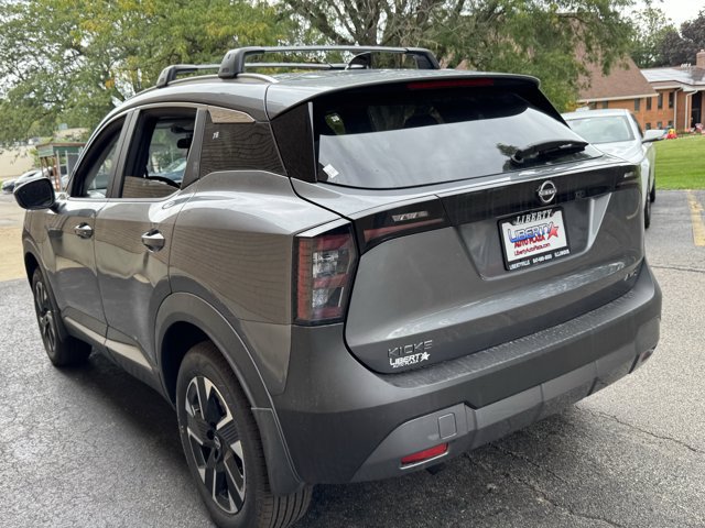 New 2027 Nissan Kicks SV AWD/4WD image 17