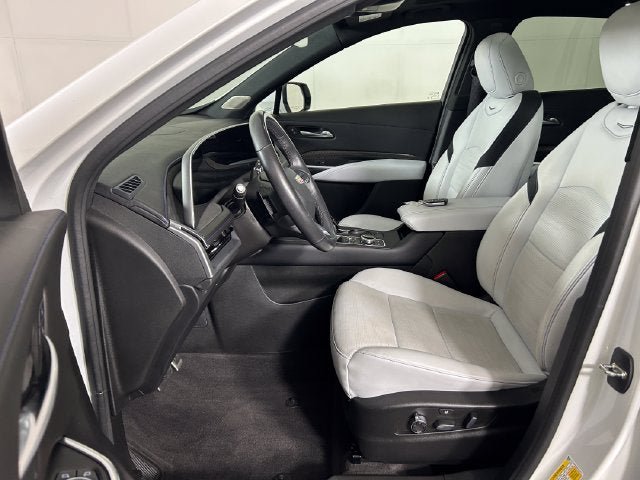 Used 2024 Cadillac XT4 Sport AWD/4WD image 10