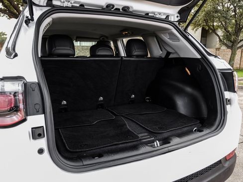 Used 2022 Jeep Compass Limited image 64