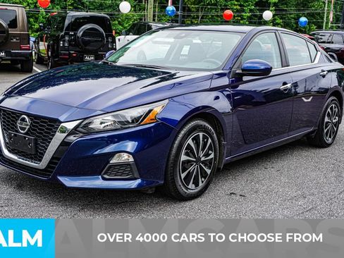 Used 2022 Nissan Altima 2.5 S FWD image 2