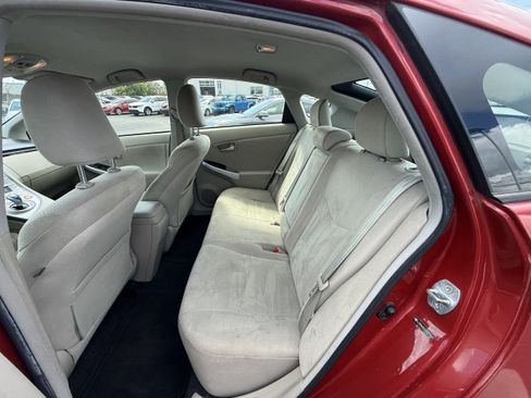 Used 2012 Toyota Prius Five FWD image 6