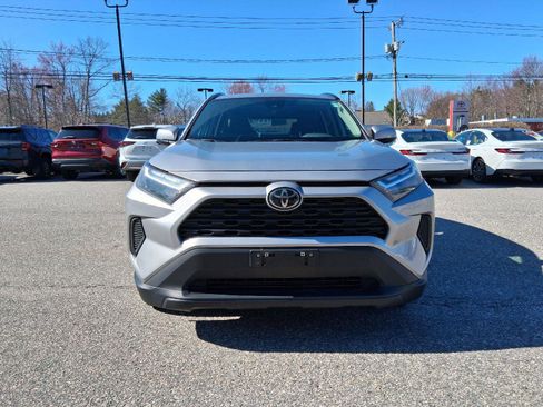 Used 2024 Toyota RAV4 XLE image 2
