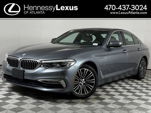 Used 2018 BMW 530e xDrive AWD/4WD image 1