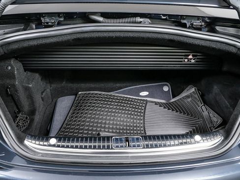 Used 2018 Mercedes-Benz S 560 Cabriolet image 32