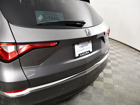 Certified 2024 Acura MDX SH-AWD w/ Technology Package image 15