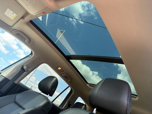 Used 2019 Volkswagen Atlas SE FWD image 27
