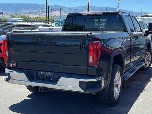Used 2021 GMC Sierra 1500 SLT w/ SLT Premium Plus Package AWD/4WD image 3