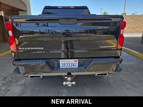 Used 2019 Chevrolet Silverado 1500 Custom Trail Boss w/ Custom Convenience Package AWD/4WD image 5