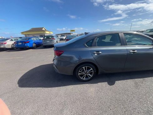 Used 2024 Kia Forte LXS FWD image 16