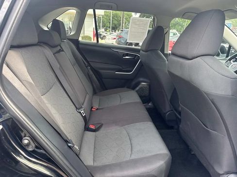 Used 2024 Toyota RAV4 XLE FWD image 14