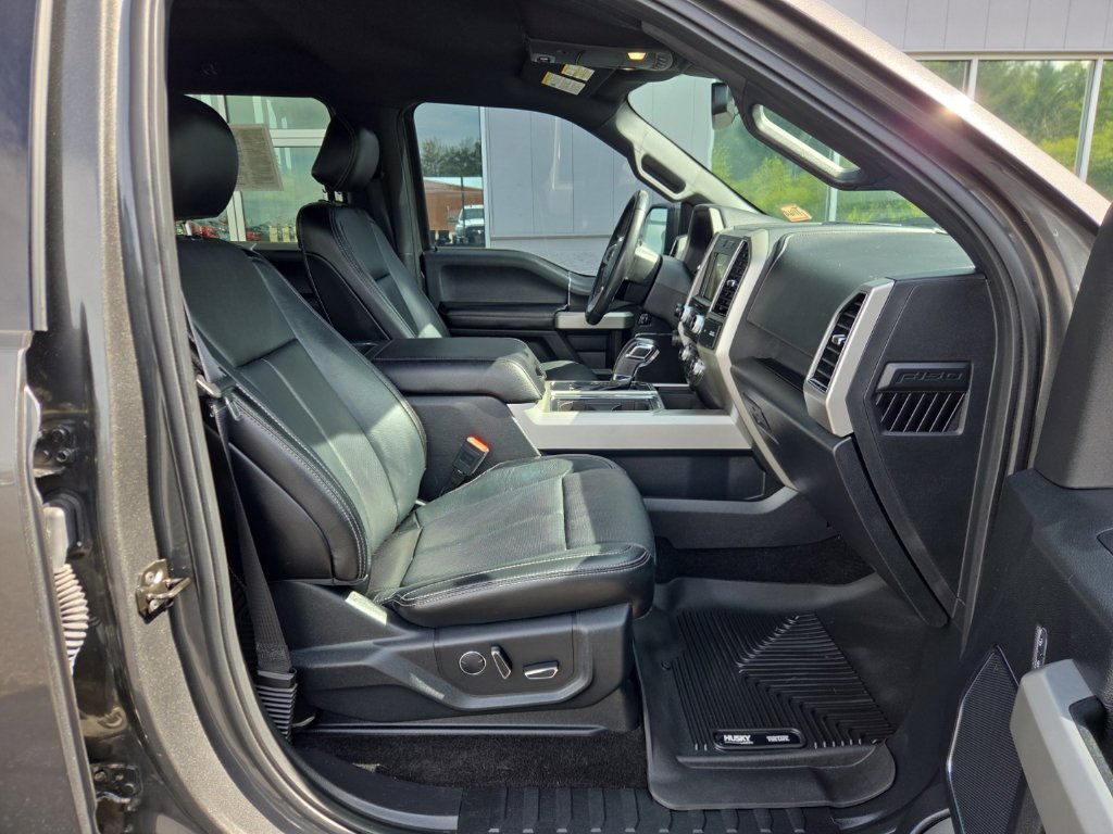Used 2018 Ford F150 Lariat w/ Equipment Group 502A Luxury AWD/4WD image 37
