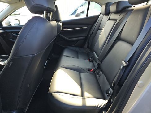 Used 2025 MAZDA MAZDA3 s FWD image 4