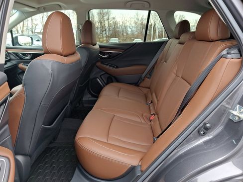 Used 2021 Subaru Outback Touring XT image 10