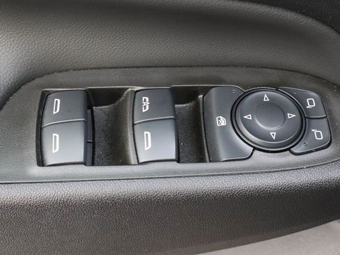 Used 2024 Chevrolet Equinox LT AWD/4WD image 14