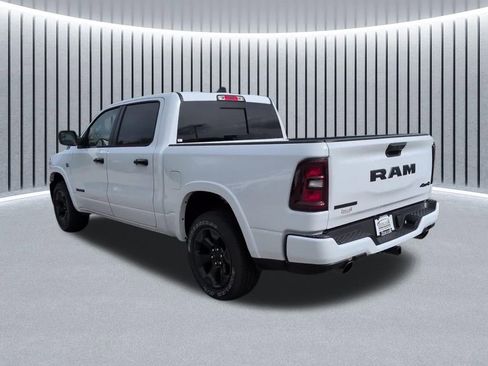 New 2026 RAM 1500 4x4 Crew Cab image 11