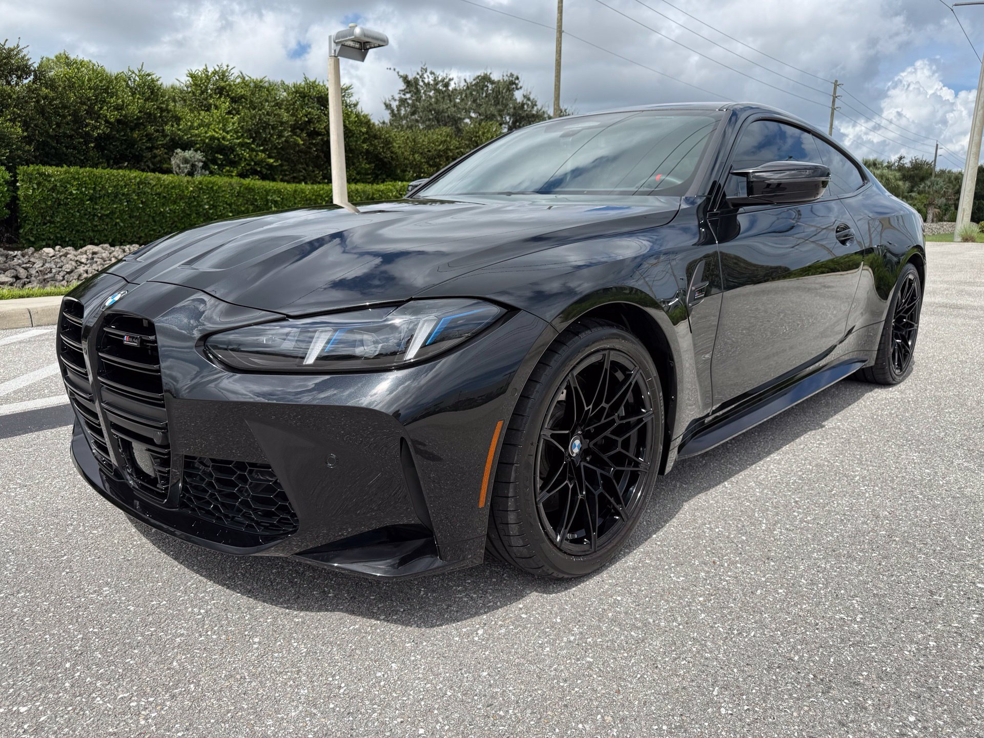 Used 2027 BMW M4 Competition RWD image 1